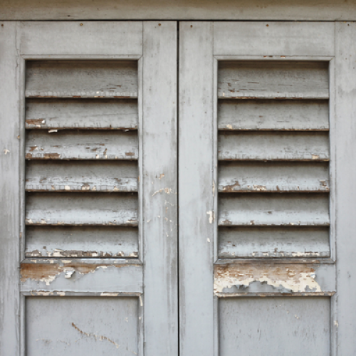 How to Clean Outdoor Canvas Awnings